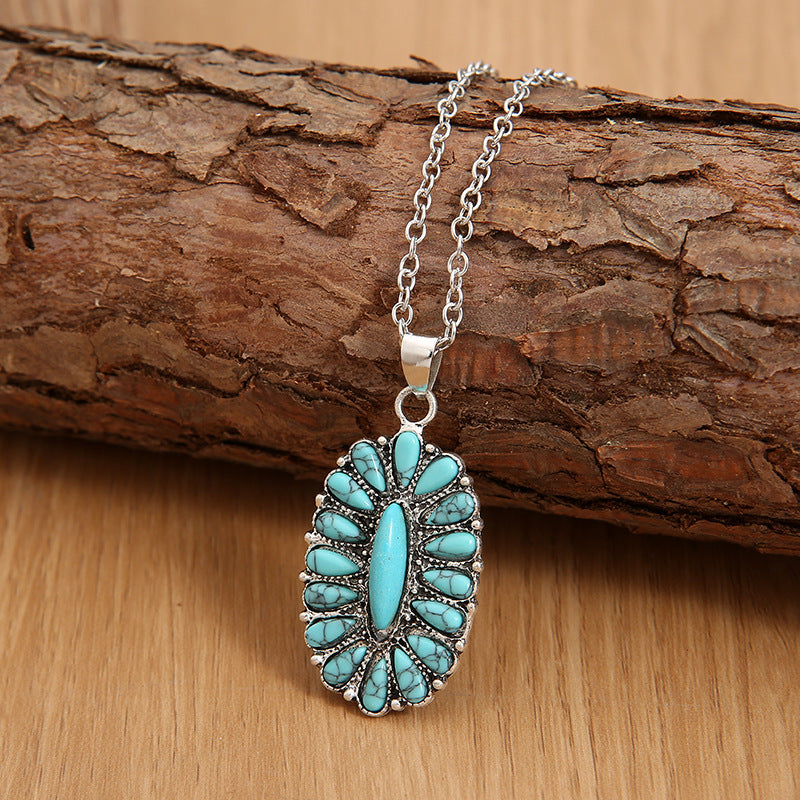 Ethnic-style turquoise inlaid pendant necklace