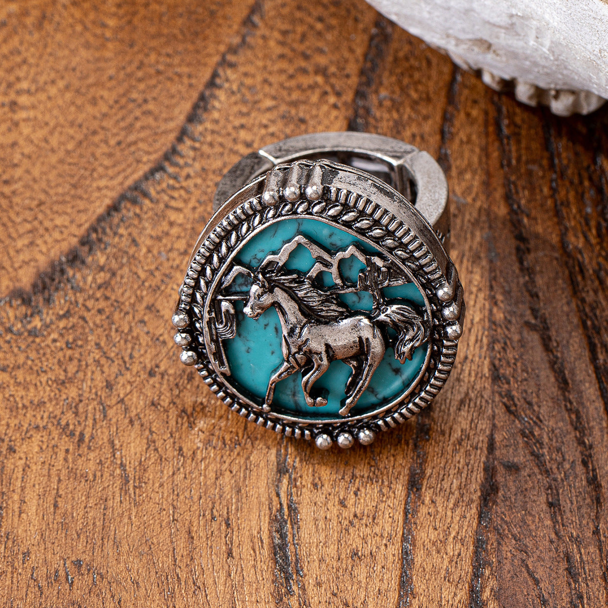 Vintage Denim-style Turquoise Decorated Ring