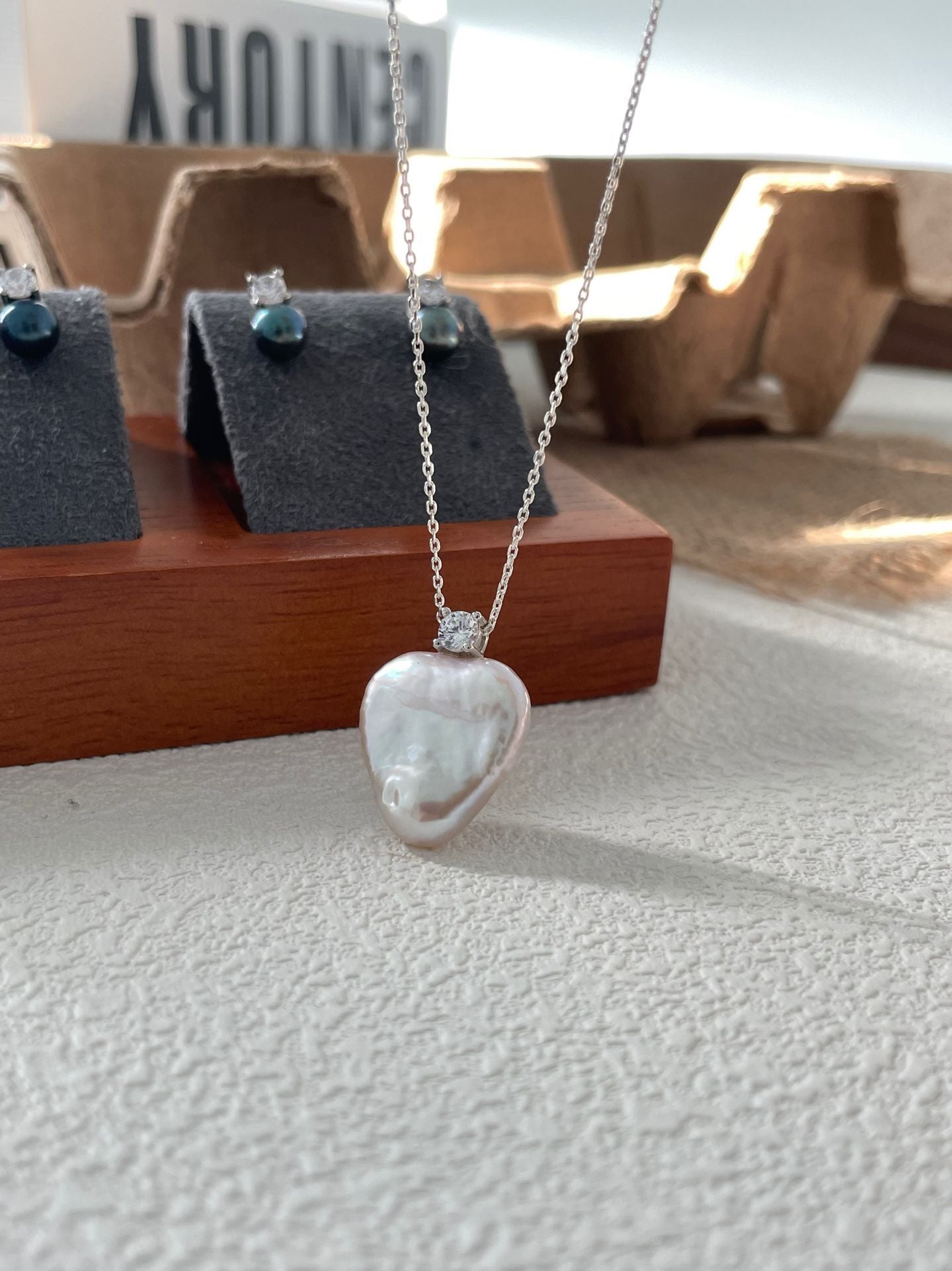 Sparkling Heart Baroque Necklace