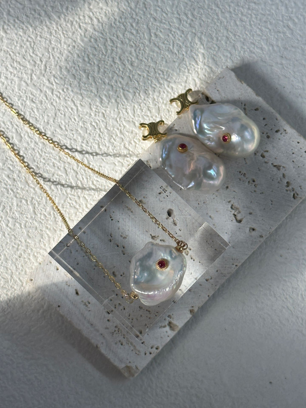 Ruby-inlaid Petal Necklace