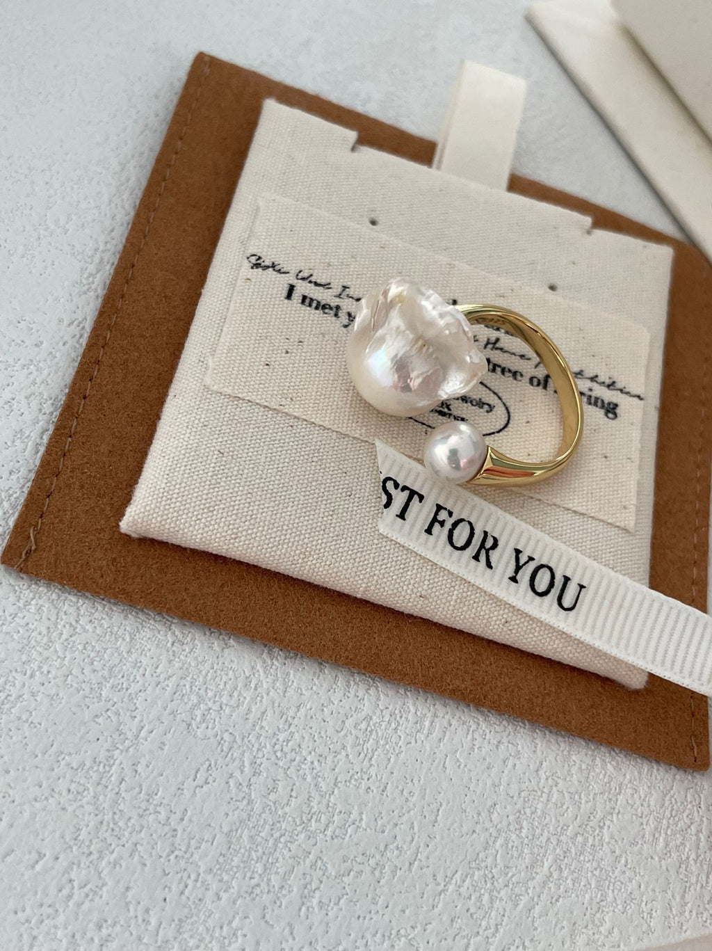 Oversized Pearl Open Ring