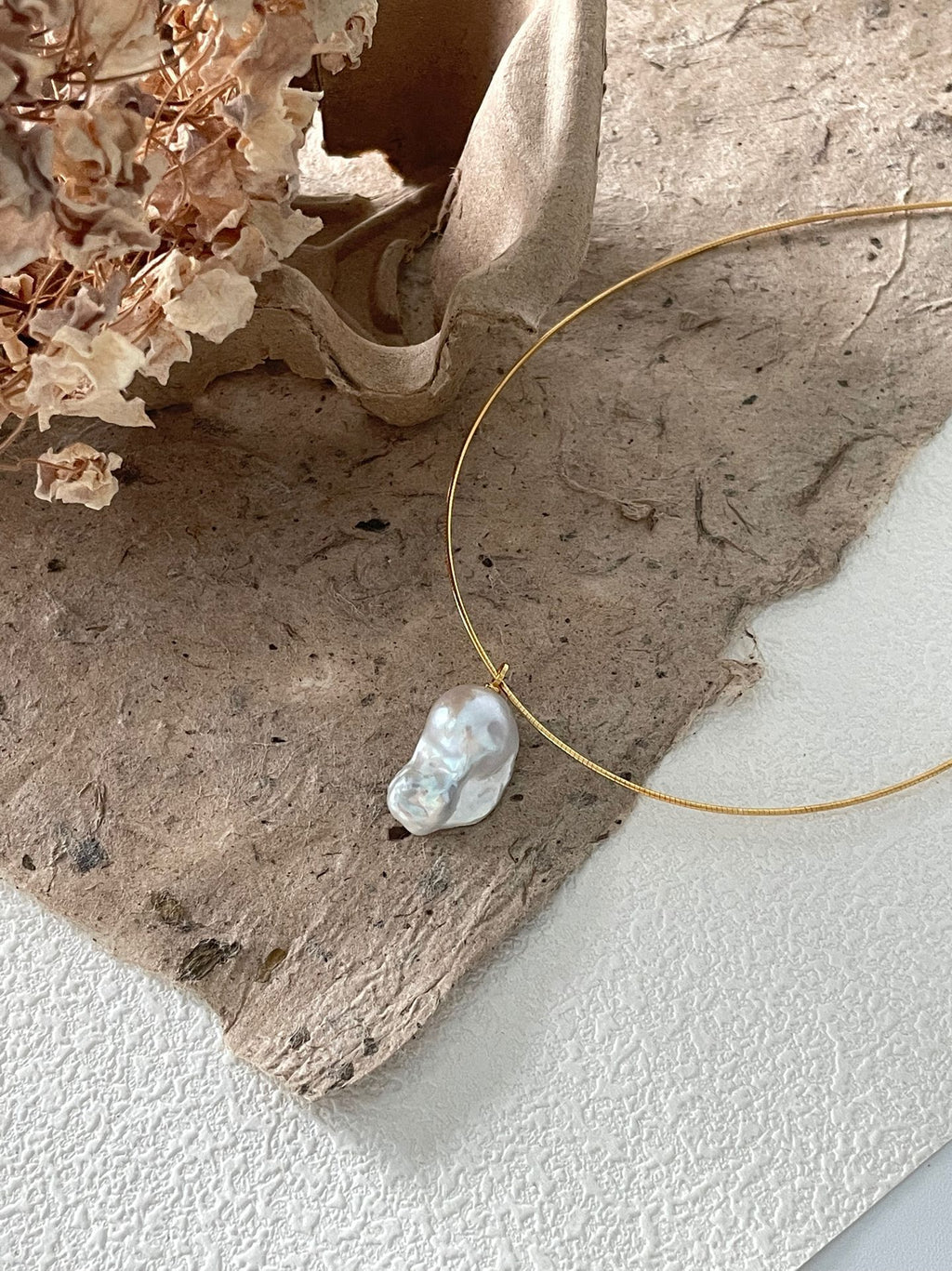 Golden Tail Drop Choker