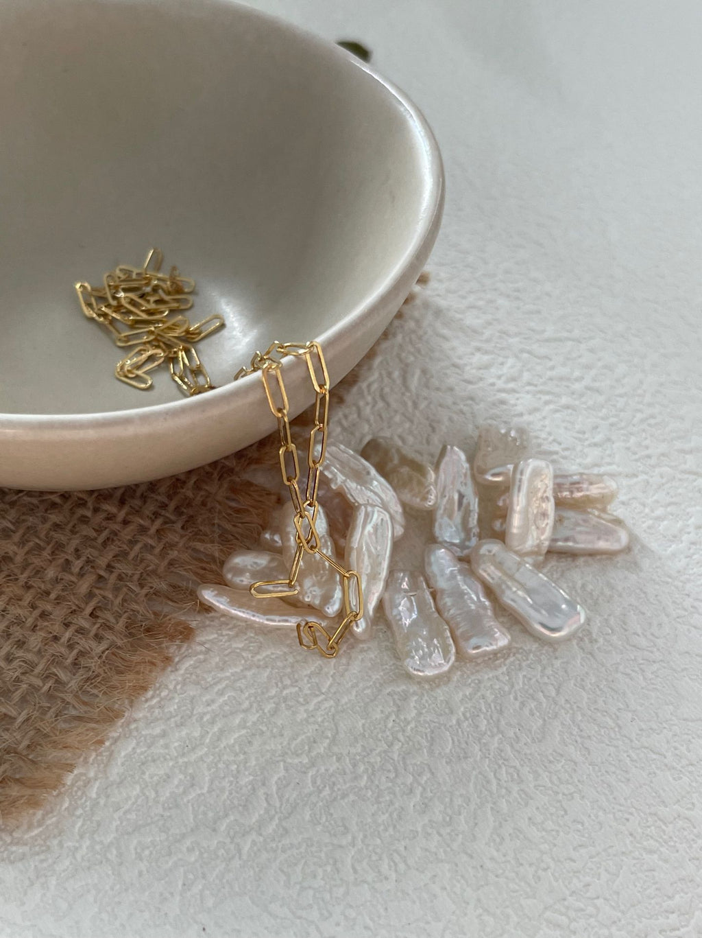 Irregular Smile Pearl Necklace