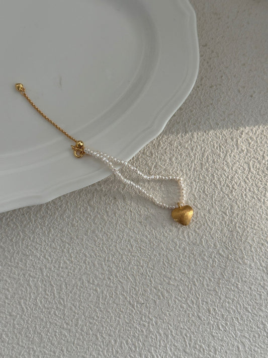 Matte Heart Pearl Bracelet - Delicate Romantic Chain Bracelet
