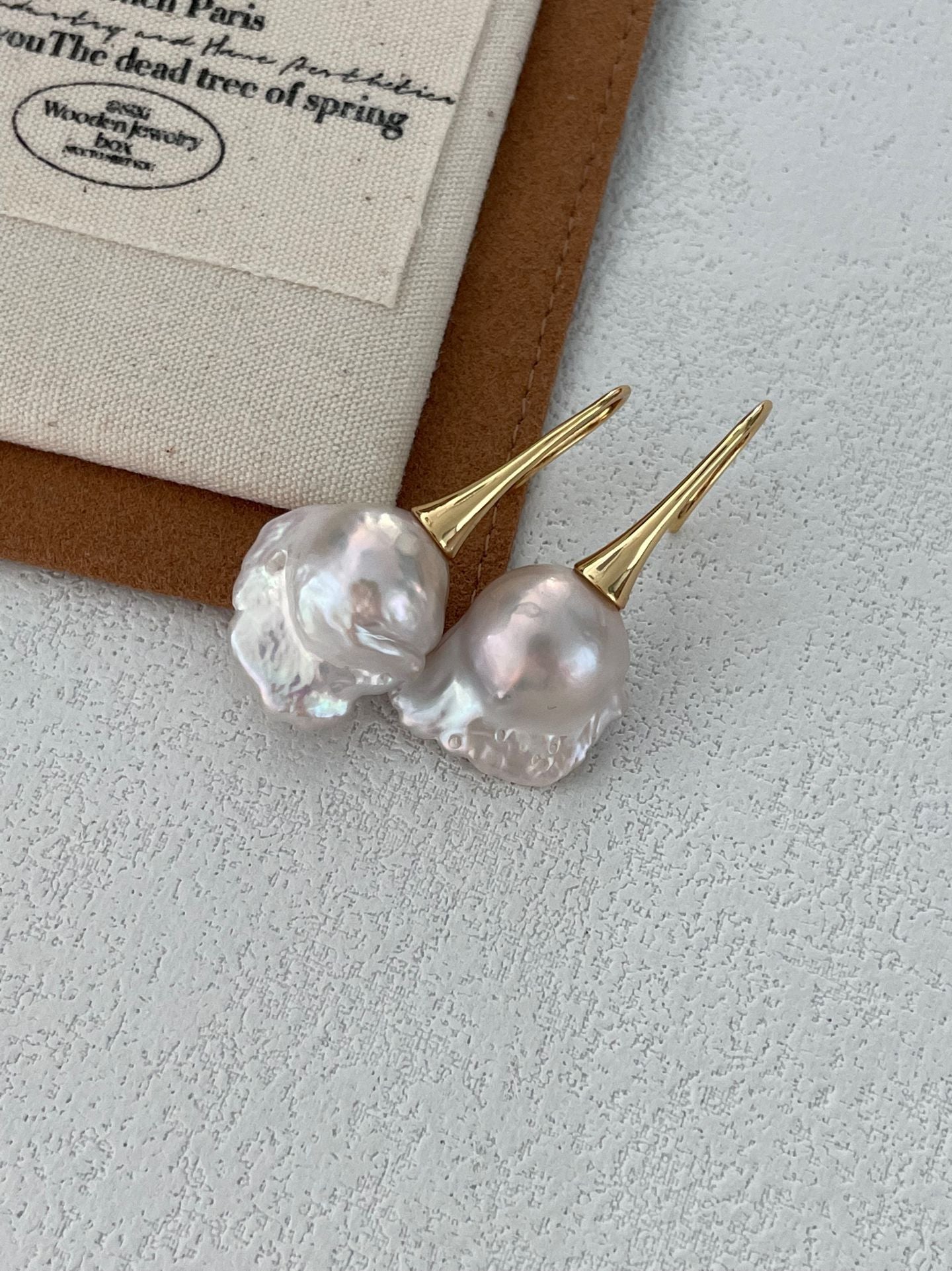 High-post Oversized Earrings