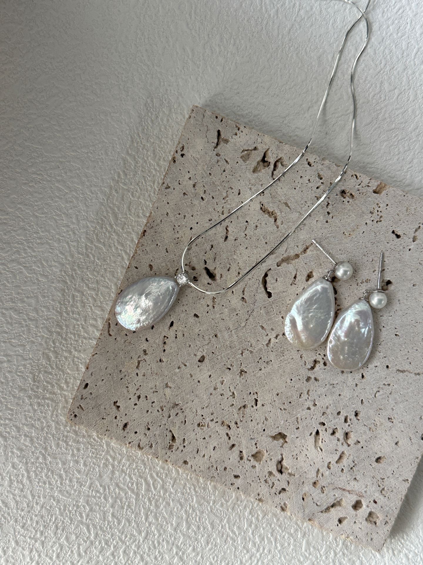 Large Teardrop Necklace