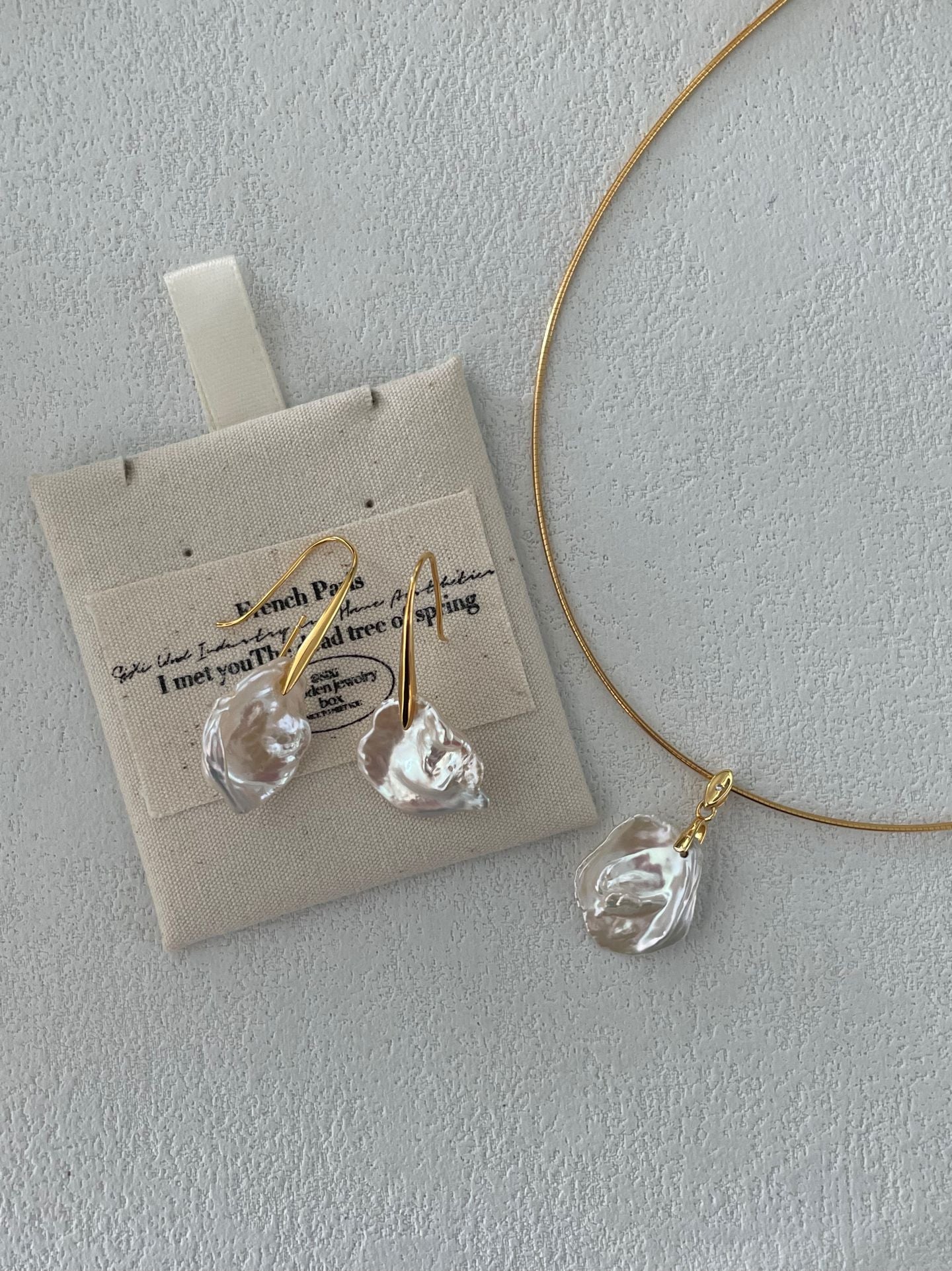 Stem Petal Pearl Earrings - Botanical Floral Drop Earrings