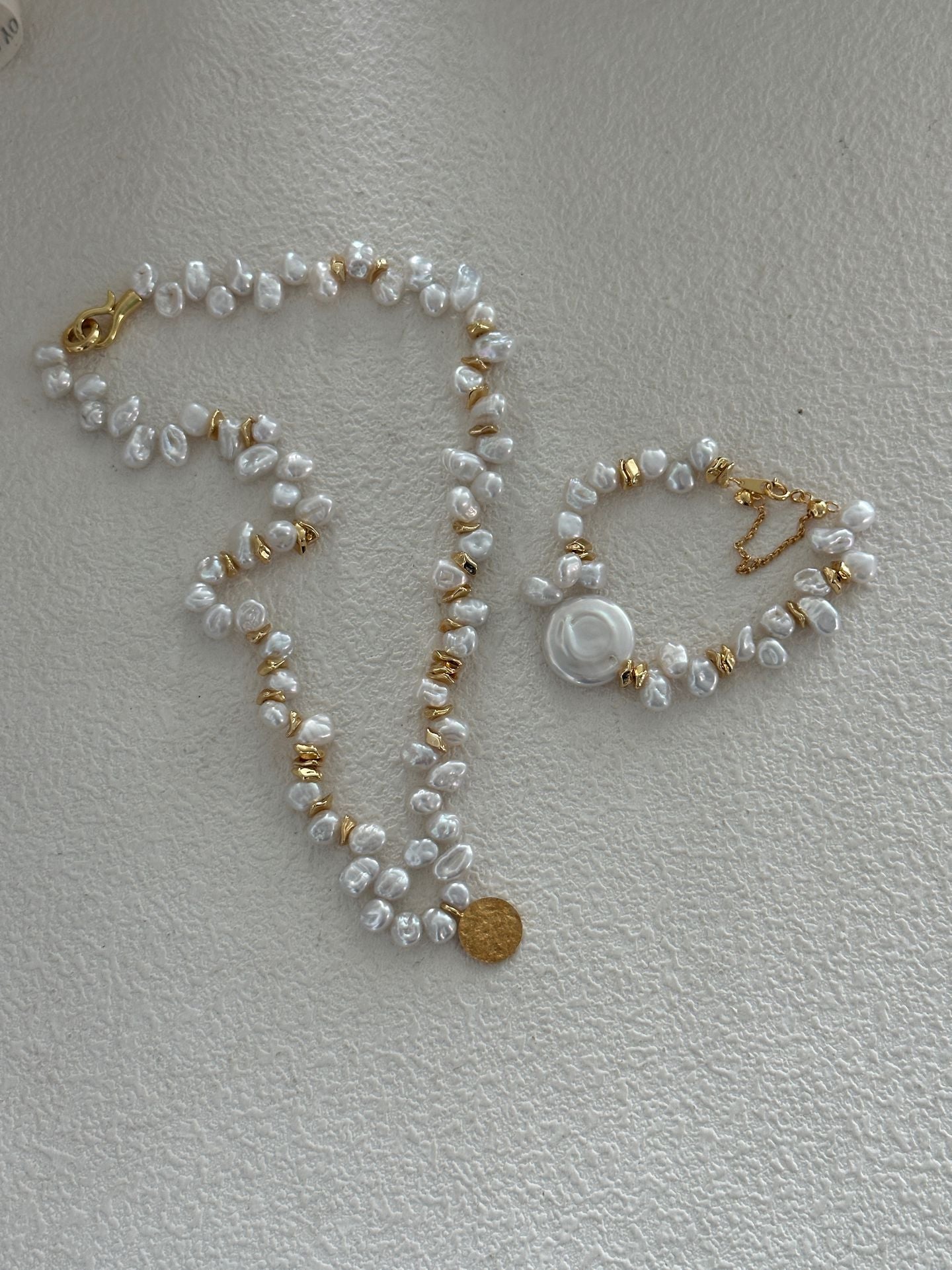 Disc Keshi Pearl Bracelet - Natural Seed Pearl Coin Bracelet