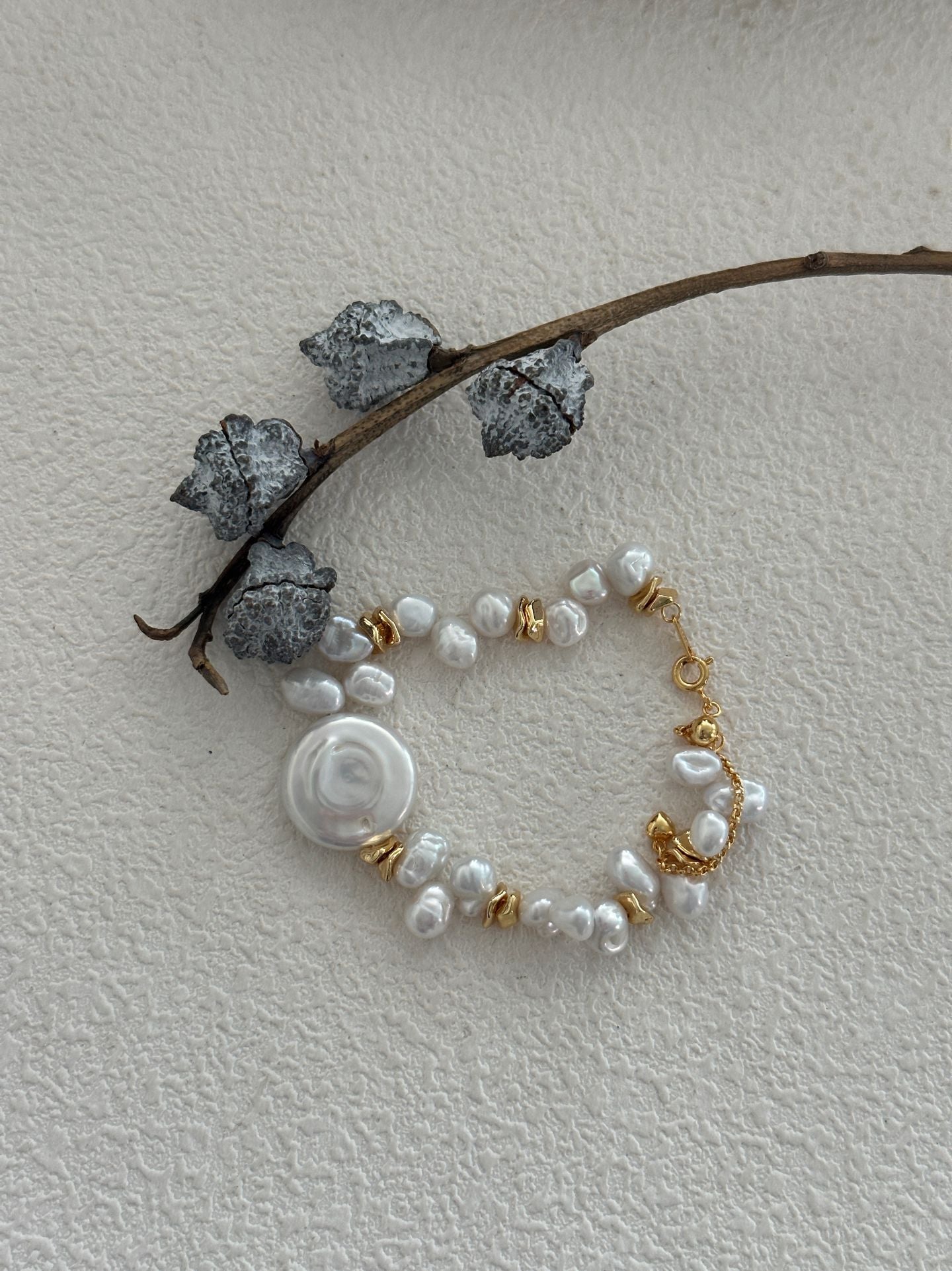 Disc Keshi Bracelet