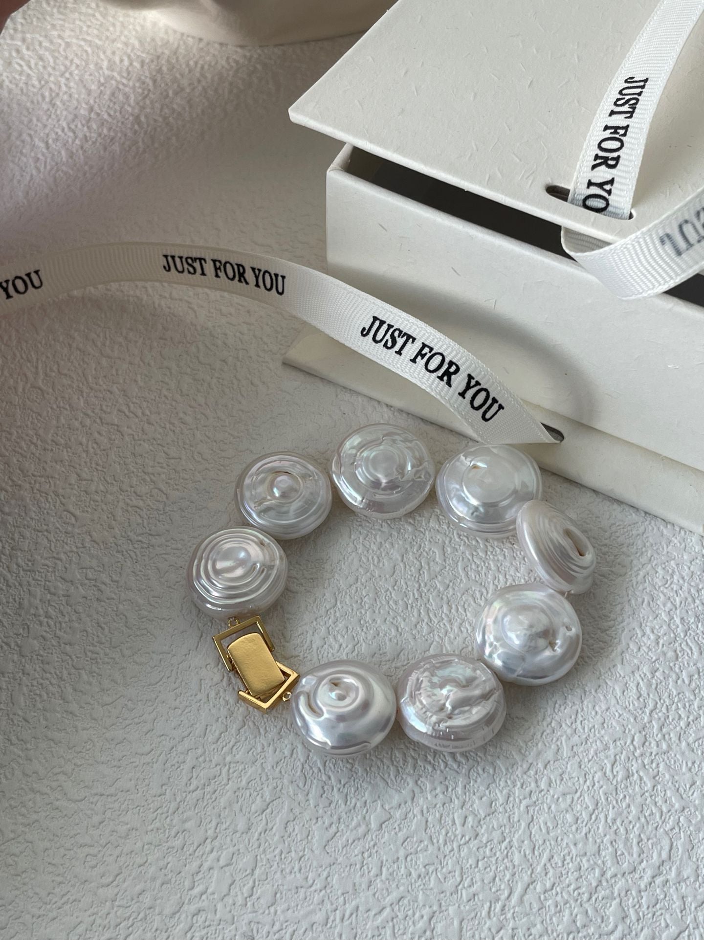 Baroque Pearl Holiday Bracelet - Festive Irregular Pearl Bracelet