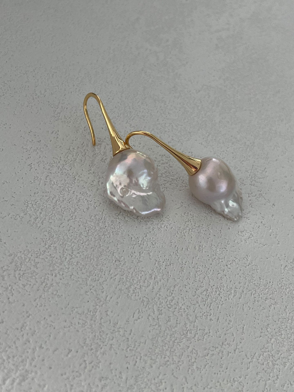 High -Baroque Pearl Earrings