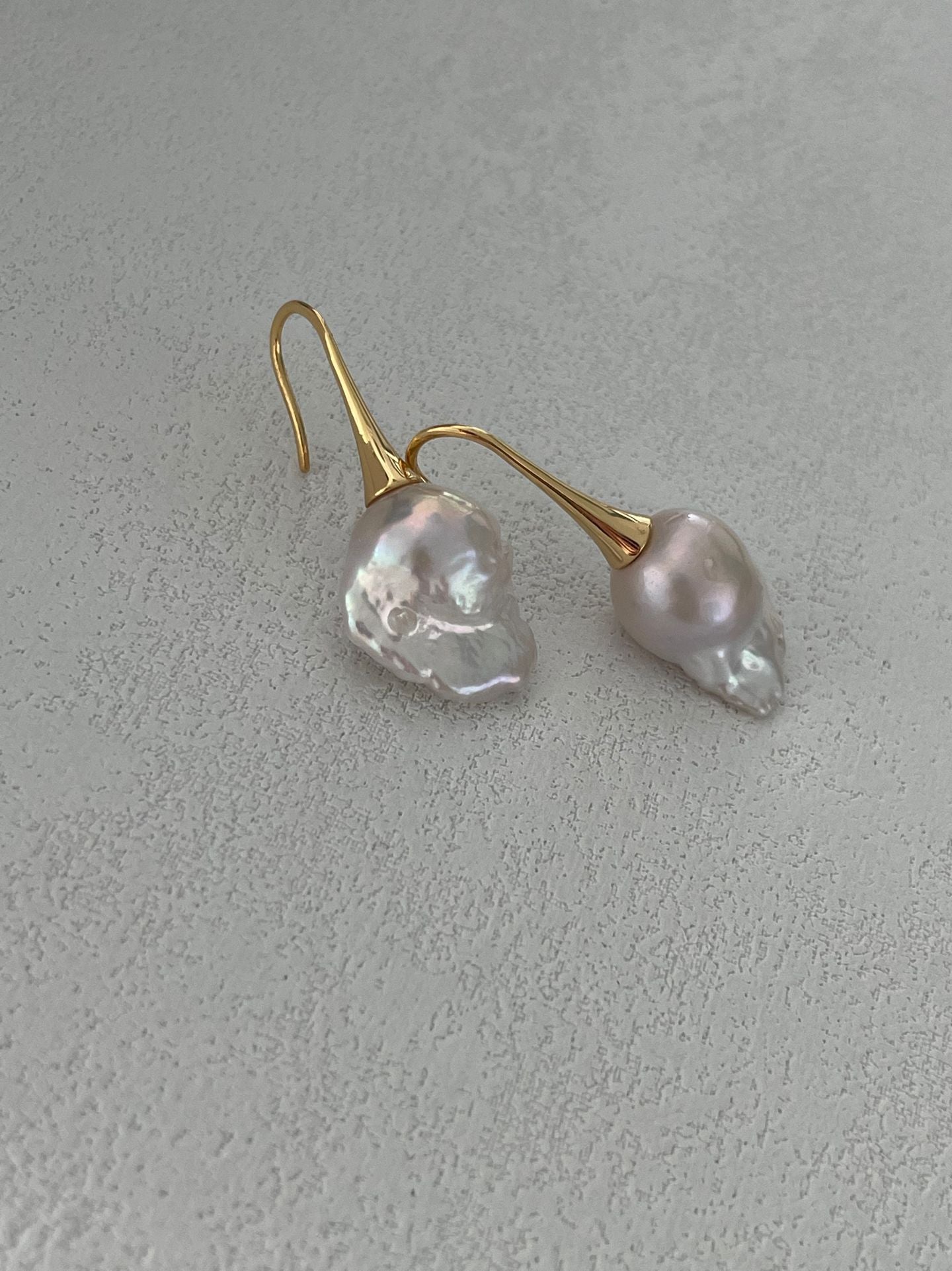 High -Baroque Pearl Earrings