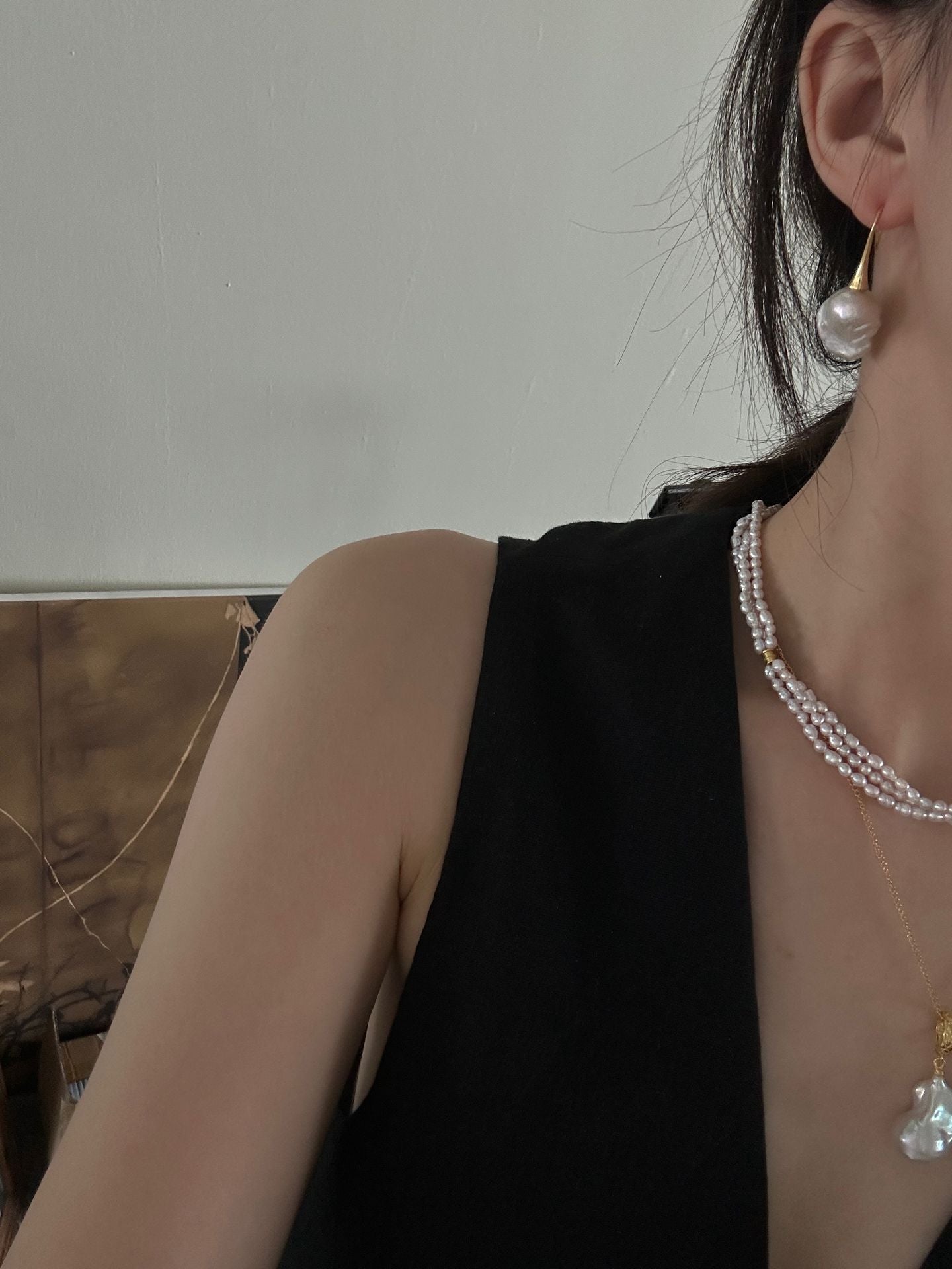 High -Baroque Pearl Earrings