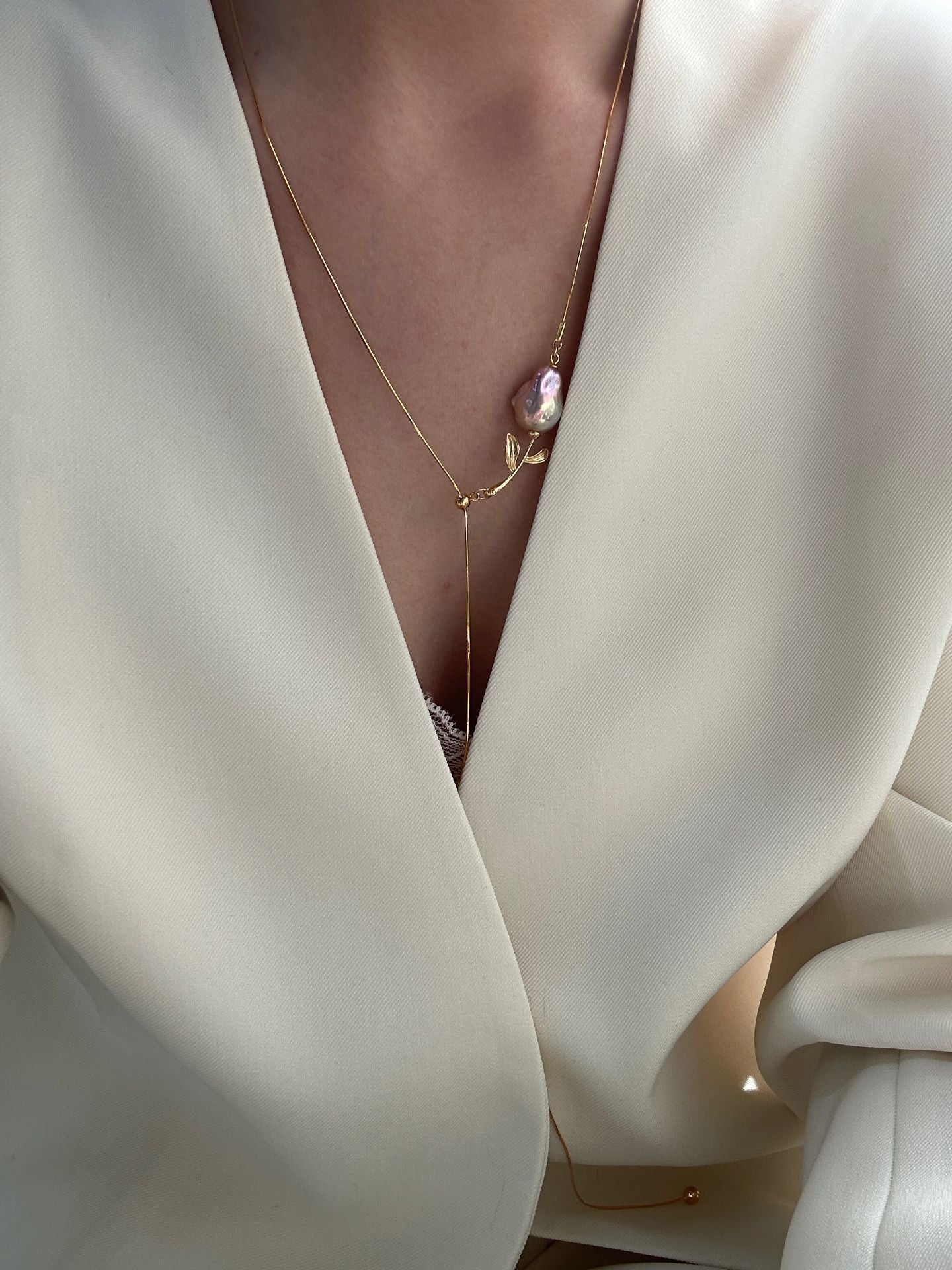 Natural Pearl Rose Gold Necklace - Elegant Collarbone Chain